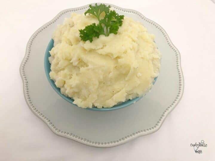 Mashed Potatoes for a Crowd - Cookaholic Wife
