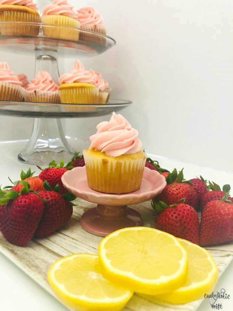 strawberry lemonade cupcakes filled with lemon buttercream 