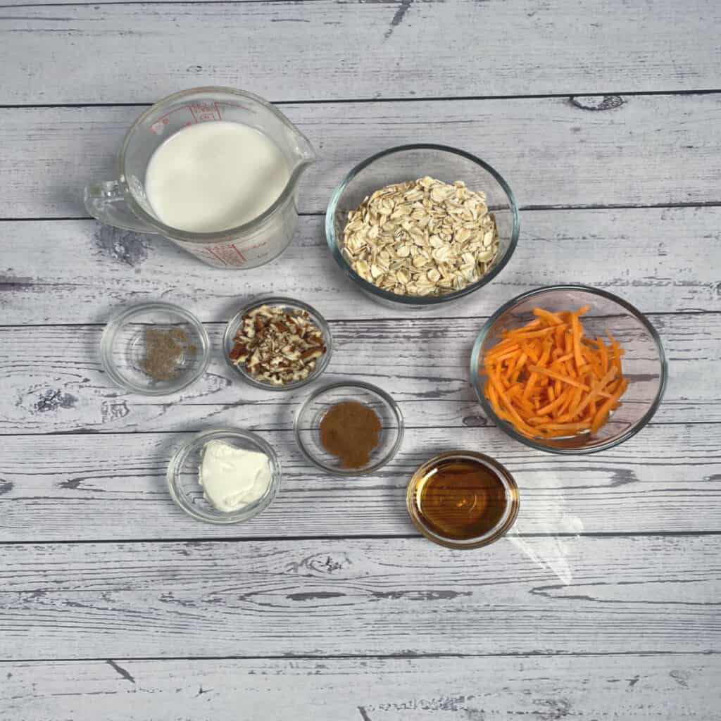 ingredients for carrot cake overnight oats