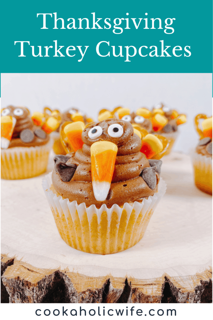 cupcakes decorated to look like thanksgiving turkeys